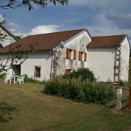 Spacious Holiday Home Near The Forest Esmoulieres Buitenkant foto